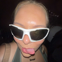 EJ