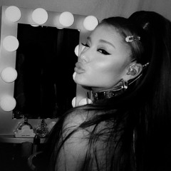 𝓂ℴℴ𝓃𝓁𝒾ℊ𝒽𝓉𝒷𝒶ℯℯ