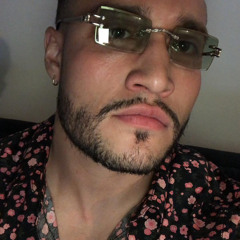 Daniel Arias 29