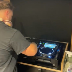 Tech house 12