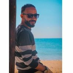 مصطفى محمود