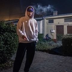 Ákos Skoflek