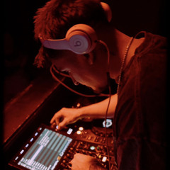DJ S3BZ