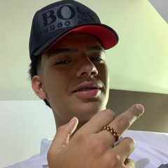 Julian Lara