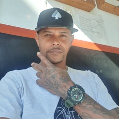 Alex Gomes