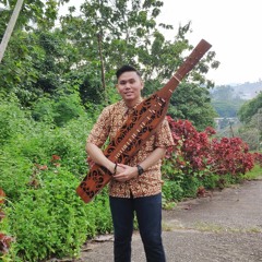 MUSIK TARI ALAK KARET KUQ SMPN 22 SAMARINDA