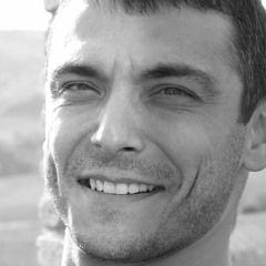 ༺𝑱𝒐𝒗𝒊༻