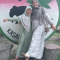 Leni Naisya