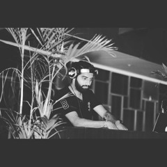 DJ AFROZEE