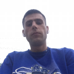 magnitofonov