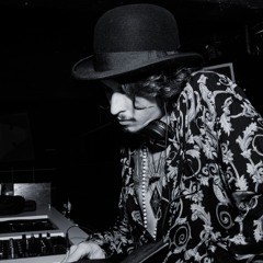 MAGO DI
