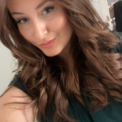 chloe Bushell