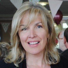 Maddie McGowan Voice Artist and Presenter