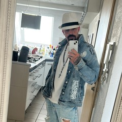 Xander Tief