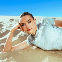 Lucy Deakin
