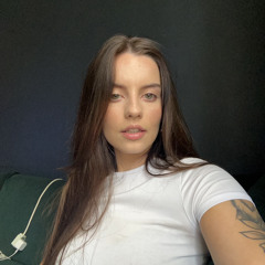 CHLOE ROBERTSON:))) XXX