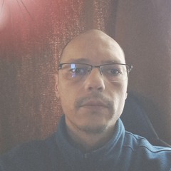 Csendből születő fényhang