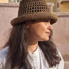 nayere Malekian Esfahani