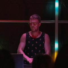 Sean Moore 65