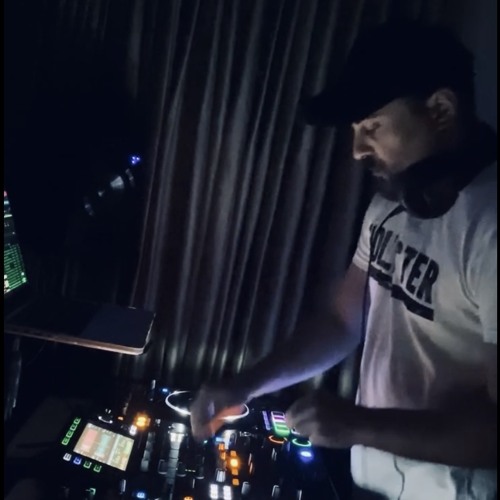 DJ Mada