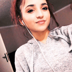 Amina Jelidi