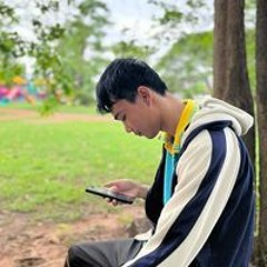 นราธร สอนเต็ม