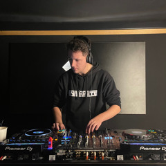 DJ BASS & DELIVER