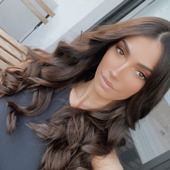 shania moura