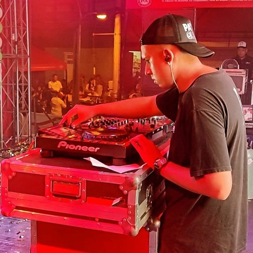 Juan Otalvaro (DJ BULL)’s avatar