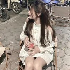 Thùy Thị Lê
