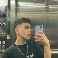 Young_T