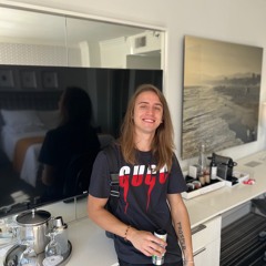 VAST⚡️555⚡️ @theycallmevast on insta