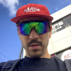 Kenji M