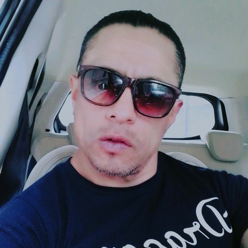 Carlos Leon’s avatar