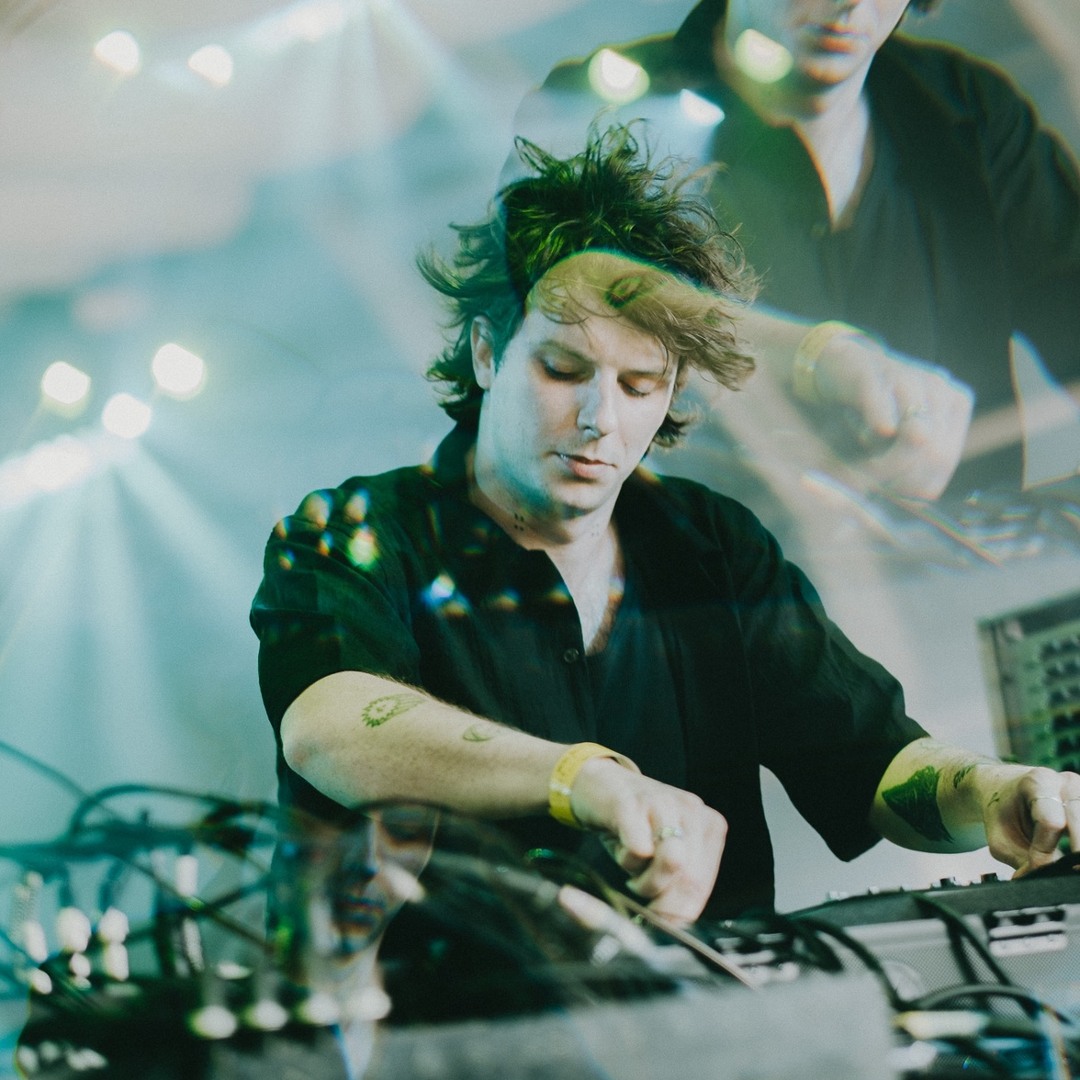 その他 Koma Stream KŌMA music | Listen to songs, albums, playlists for free on