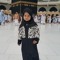 حبيبة امها