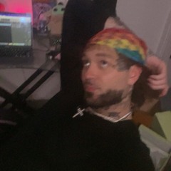 snow falling 11_28_25, 6.12 PM