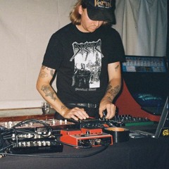 DJ MOURN