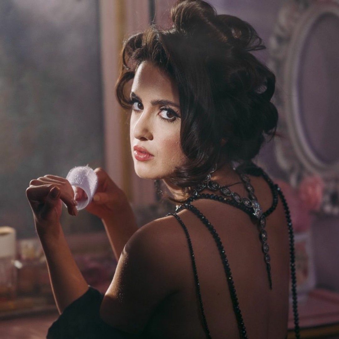 ローラ・マラノ直筆サイン入り超大型写真…Laura Marano セール中…ローラ・マラノ直筆サイン入り超大型写真…Laura Marano