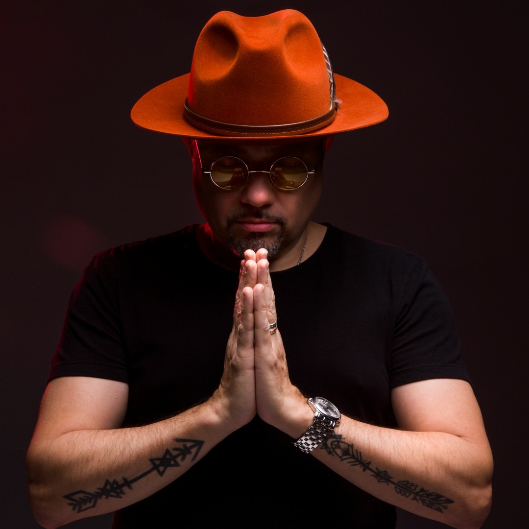 Stream Louie Vega music | Listen to songs, albums, playlists for free 