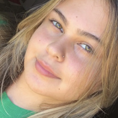 wrylaura