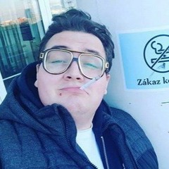 Fattyho Mama Spadla V Naha Koupelne