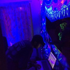 Paranoiseee.hitech Set