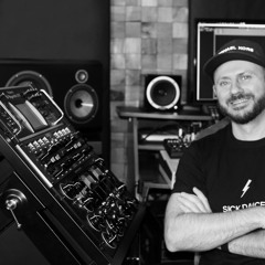A&R