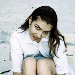 lou.adrianna