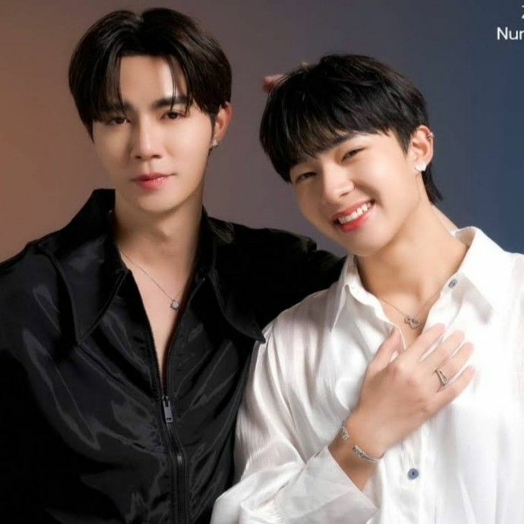 Stream 🌸ZeeNuneW🌸 music | Listen to songs, albums