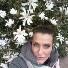 Katja Ruth Moldt
