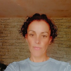 Kelly Royal