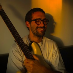 Carlos Abril