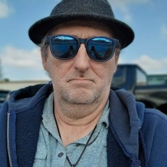Mark Schneider